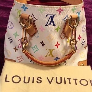 Luis Vuitton bag